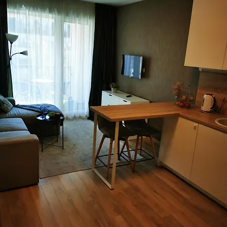 Apartment Butas Su Balkonu